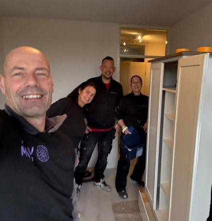 1764099321157-aspect-ratio-768-800